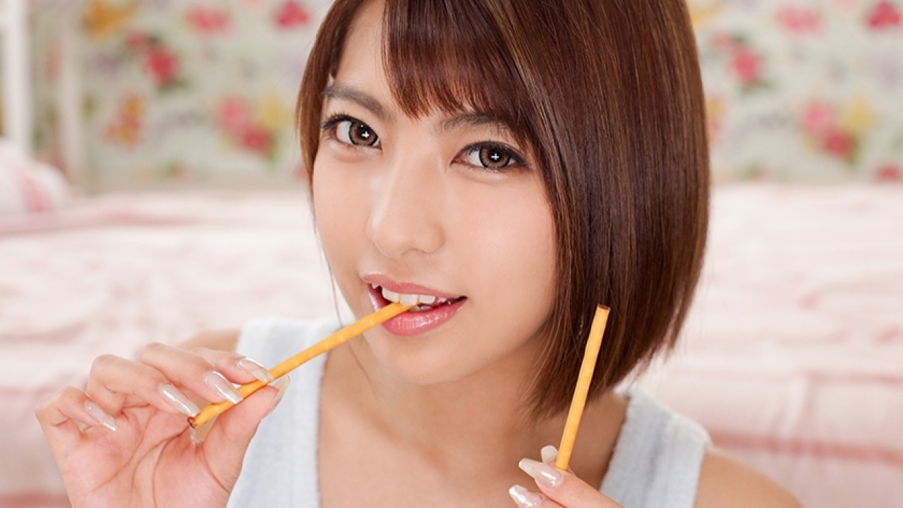 絶頂！息つく暇もない！春咲りょうだから実現した淫乱すぎる美脚とコスプレの融合！終電逃しの夜で展開されるスレンダー・美尻・美乳の神連携をその目に焼き付けて乱れまくる！【脳汁】[ABP-915]