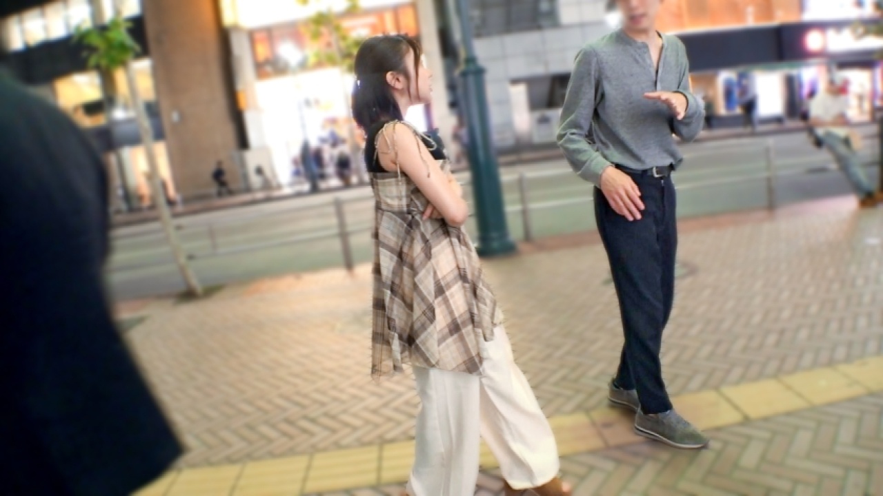 【悶絶確定】あや 22歳 スーパー銭湯でエステスタッフが魅せるスレンダー×美尻の超大作！禁断の扉が開く！ナンパや素人好きにはたまらない、二人きりの密室でのけしからんすぎる暴れまくる姿を完全収録！[200GANA-3284]